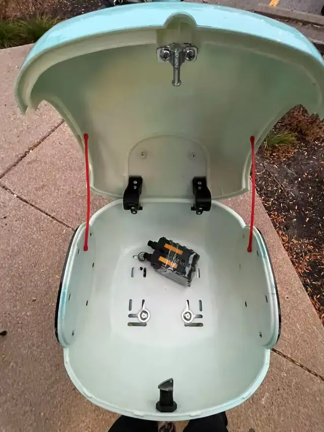 EMMO ADO Blue | Stylish Moped E-Bike | $450 OFF | Up to 100km in eBike in Mississauga / Peel Region - Image 6