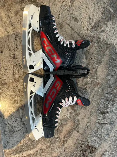 CCM FT6 Pro skates - size 8.5 regular width, View more