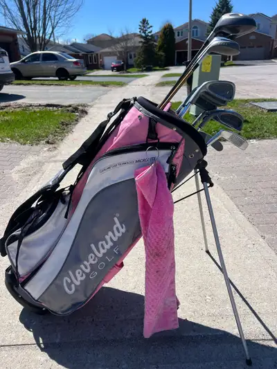 Women’s Cleveland Golf Set, View more