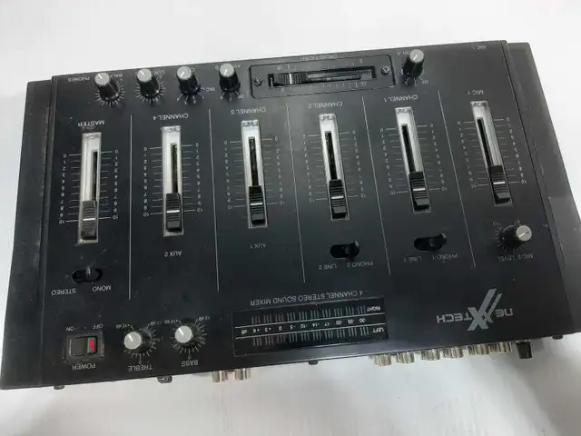 Nextech 4 Channel Mixer in Performance & DJ Equipment in City of Montréal - Image 5