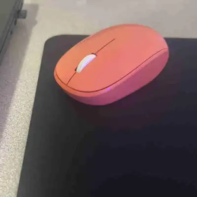 *Like new*  windows wireless mouse, View more