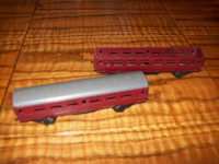 Model Train HO Scale TRI-ANG Made in England R21 Lot Of 2