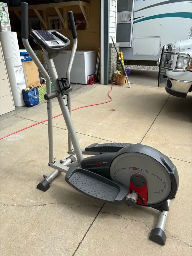 Pro-Form Elliptical in Exercise Equipment in Grande Prairie - Image 3