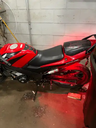 Good little starter bike it’s got an aftermarket tune in it new starter, new battery, etc. with owne...