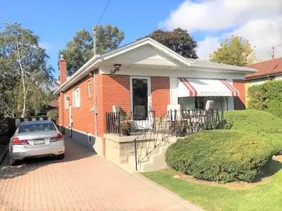 Bungalow with 950 sqft (excluding basement); separate entrance, 120x40ft premium large lot Ellesmere...