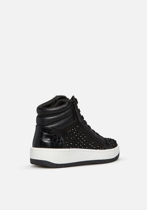 Yaiza Platform Sneaker. Size: 5.5 and 6 in Other in Winnipeg - Image 3