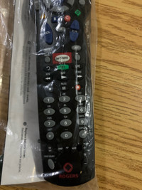 Rogers universal remote control brand new sealed with 2 batterie