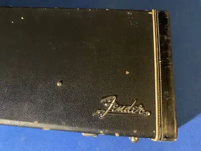 Vintage Fender 4 Latch, Stratocaster / Telecaster Guitar Case, View more