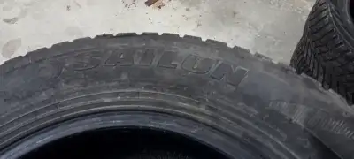 Pneus Sailun Ice Blazer 215/70R16 usure 7/32 et 6/32