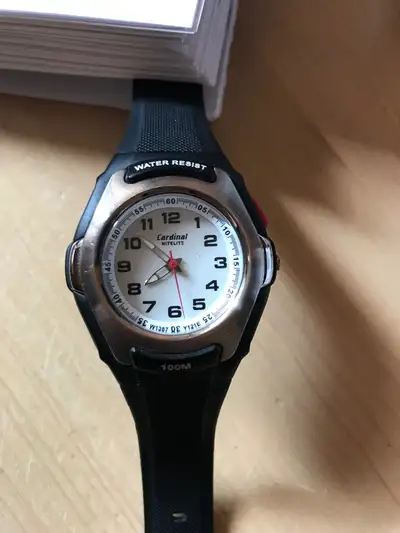 Montre junior - Cardinal Nitelite résistant à l'eau 100m, View more