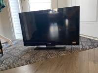 32” LCD TV