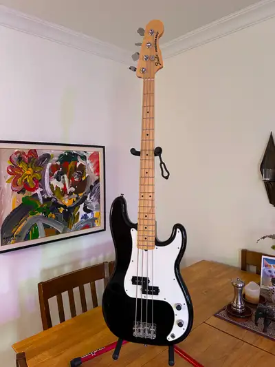 Fender American Special Precision Bass® 2011, View more