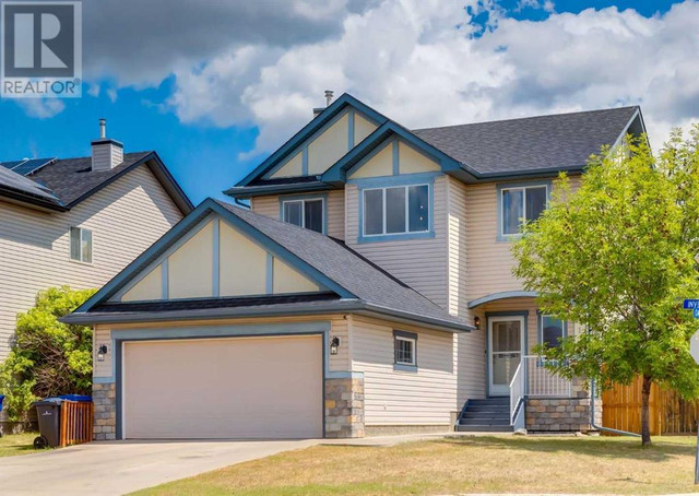 Beautiful 4-Bedroom Family Home for Rent in Chestermere in Long Term Rentals in Calgary