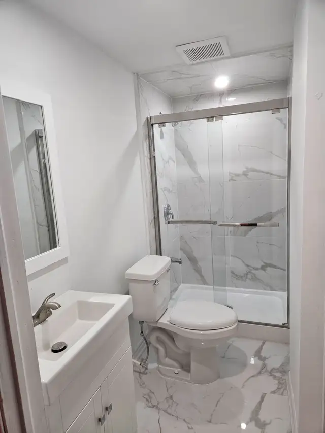 2bedroom basement for rent in brampton,ontario.