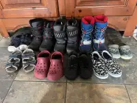Lot de chaussures pour petit garçon 