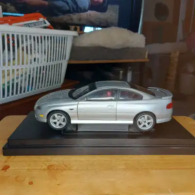 2004 Racing Champions ERTL Pontiac GTO With Stand - 1/18 - $54, View more