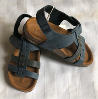 *Brand New*Maria Bianca 100% Genuine Leather Kid's Sandals Size9