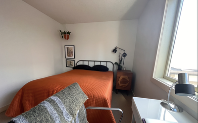 This centrally located, professionally designed condo in beautiful Marda Loop has two bedrooms (seco...