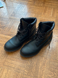 Men’s size 11 black timberland boots