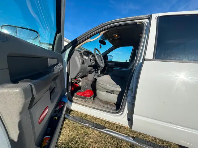 2008 Dodge Ram 2500 4x4 6.7 Cummins Diesel in Cars & Trucks in Medicine Hat - Image 9