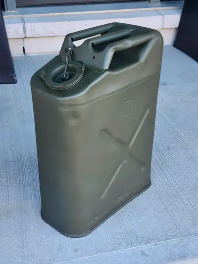 This is a fully restored Military Gerry/Jerry Can. All rust has been removed and it has been primed...