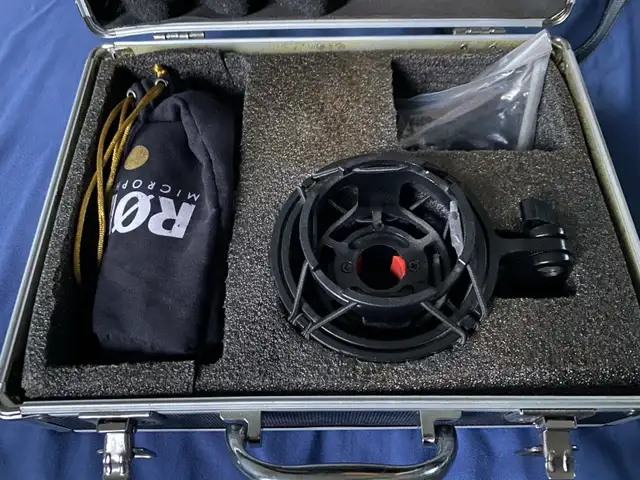 Condenser Microphone  in Pro Audio & Recording Equipment in Oshawa / Durham Region - Image 4