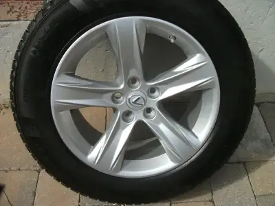 OEM Lexus RX 350 alloy rims mount on Michelin XI SUV winter tires and TPMS close to new condition 18...