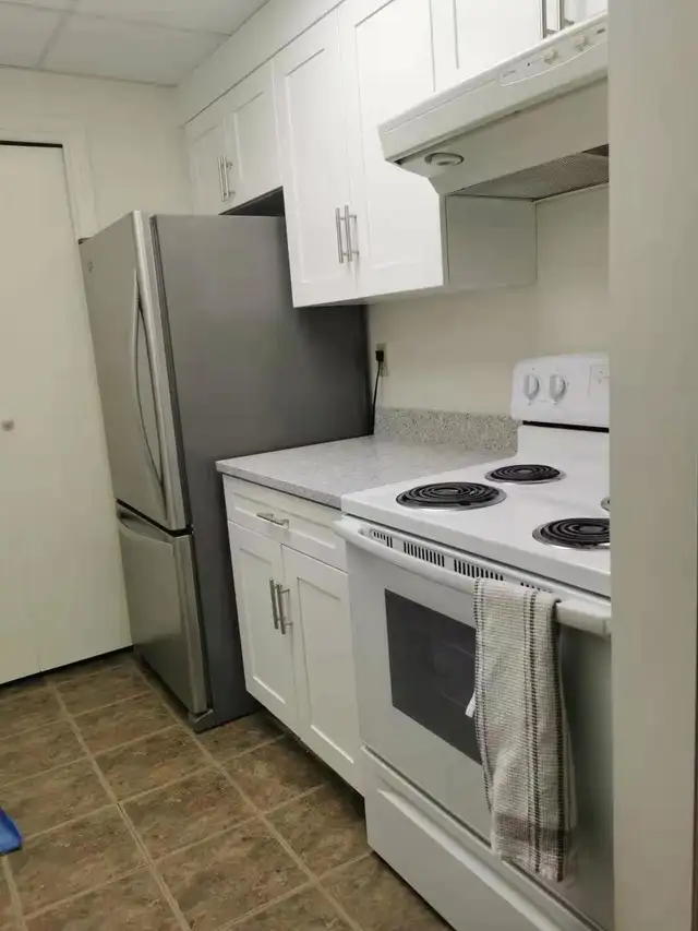 A Suite At Lansdown Center Area Richmond in British Columbia in Canada - Image 6