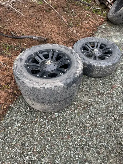 20” rims off a tundra 5x150 bolt pattern