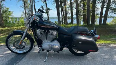 A quick responsive bike in really great shape. Has new battery, quick release windshield, lockable s...