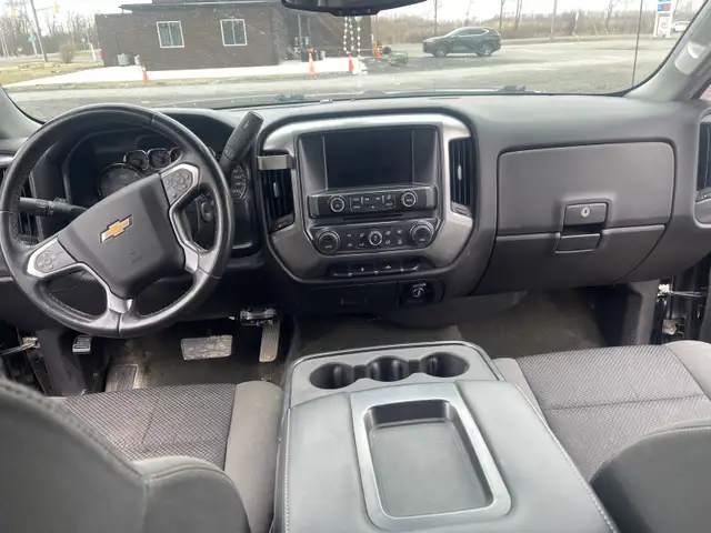 2014 Chevrolet Silverado 1500  in Cars & Trucks in St. Catharines - Image 8