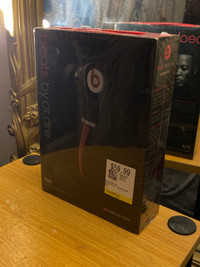 Dr. Dre (sealed): beats tour (high resolution headphones)
