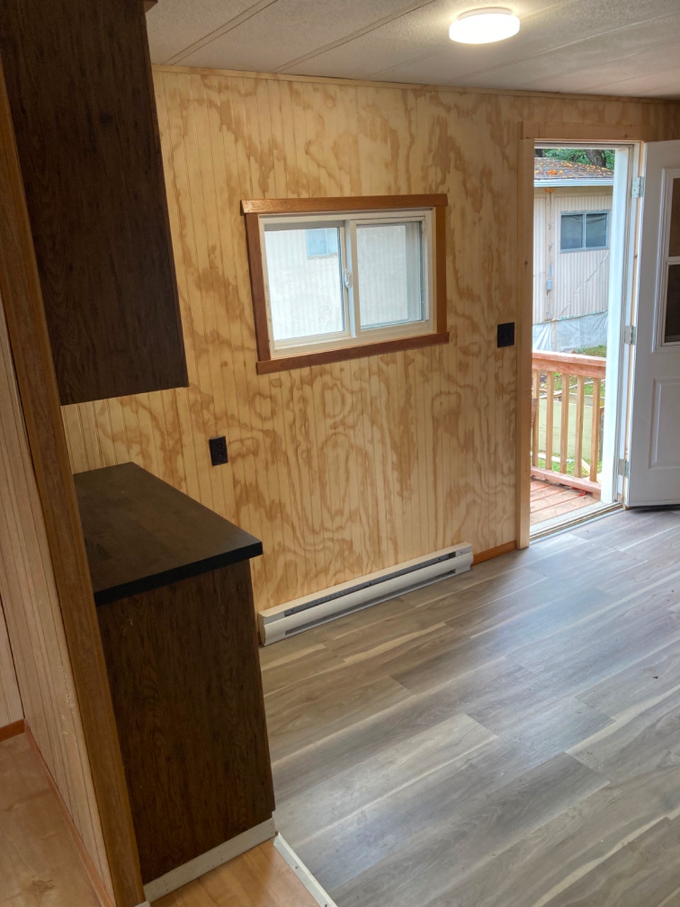 2 bedroom mobile home in Kingston 3