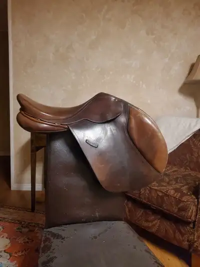 Bates Close Contact Saddle, View more