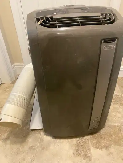 Delanghi portable air condition 1,4000 BTU with remote,vent pipe, View more