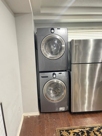 Full working 27w 77h washer dryer can DELIVER 