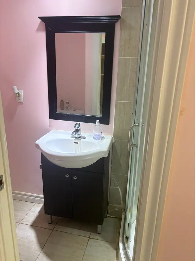 basement for rent-1450 in Room Rentals & Roommates in Oshawa / Durham Region - Image 8