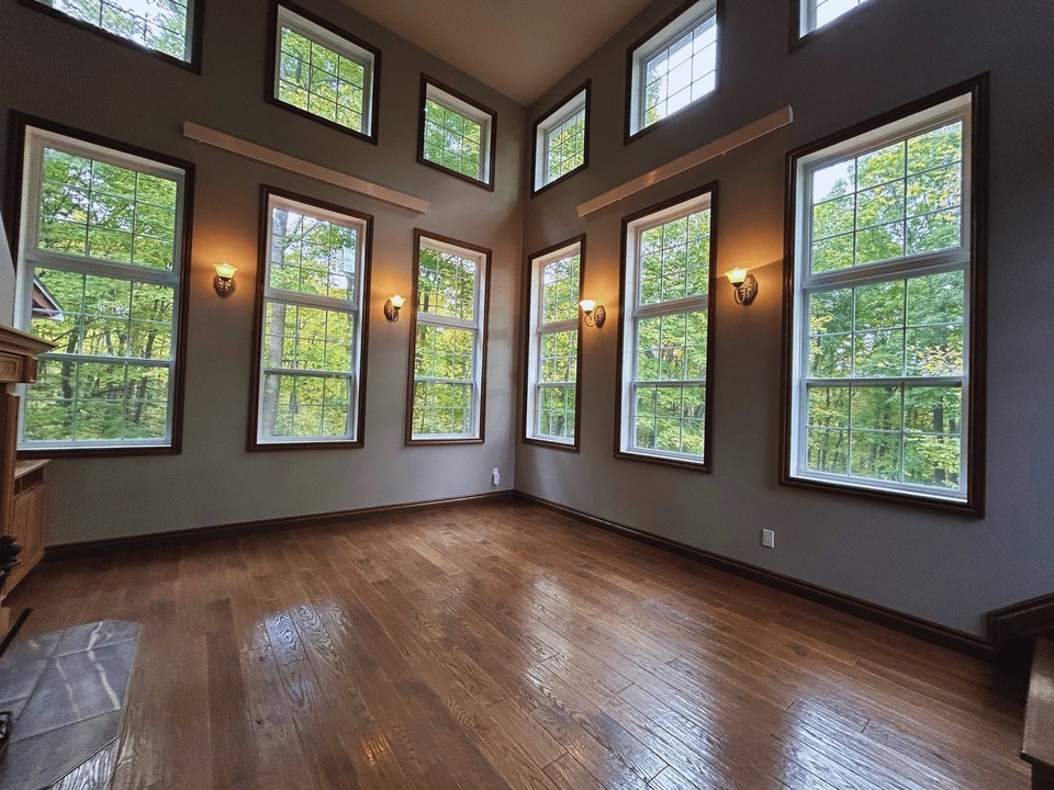 4-Bedroom Home in Chelsea 4