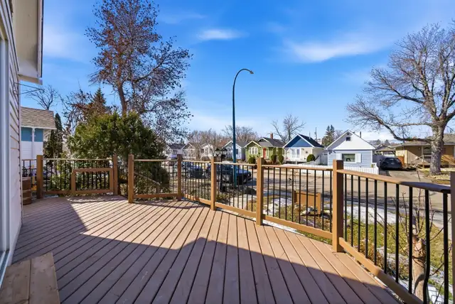 2bd/2bth Completely Renovated House in Broders Annex in Houses for Sale in Regina - Image 4