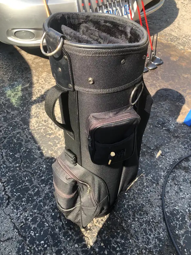 Spalding Top Flite Golf Bag in Golf in Peterborough - Image 3