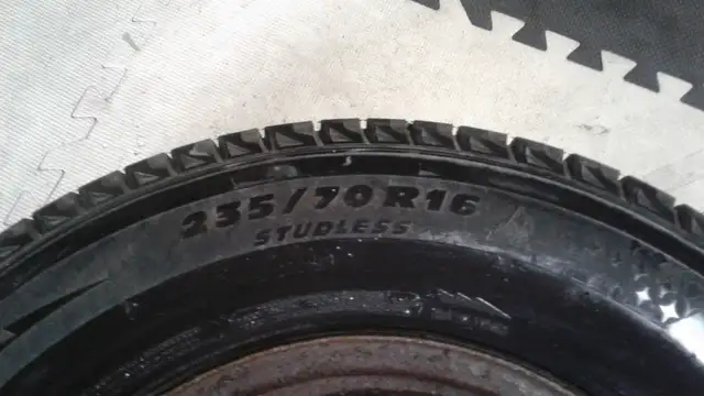 Winter Tires Michelin 235/70/16 in Tires & Rims in Laval / North Shore - Image 3