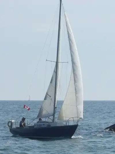 26ft O’Day sailing sloop, fiberglass hull, full keel, v berth and 2 1/4 berths, stove, head, 4 sails...