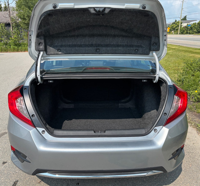 2019 Honda Civic - version LX automatique dans Autos et camions  à Sherbrooke - Image 4