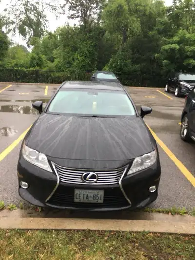 Fixed price. No low ballers please. *For Sale: 2014 Lexus ES300h** - **Mileage:** 247000 km - **Cond...