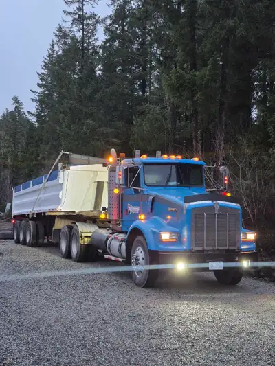 1998 arnes tri enddump and 1998 arnes tandem enddump, 1998 Kenworth T800 lowbed ramps N14 18 speed....