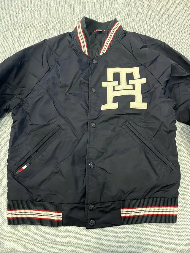 Tommy Jacket in Men's in Mississauga / Peel Region - Image 6