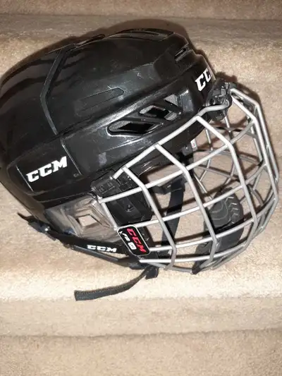 CCM 49-57 cm FL 3Ds hockey helmet combo, View more