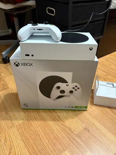 X-Box Series S, View more
