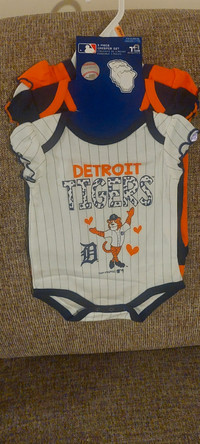 3 pack Detroit Tigers baby onesiesNew w/ tags0-3 months$20