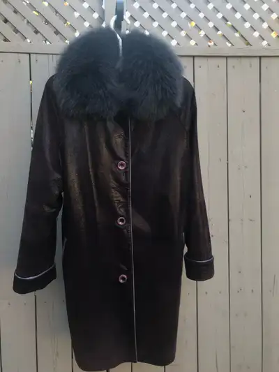 Ladies Genuine Leather Coat, View more